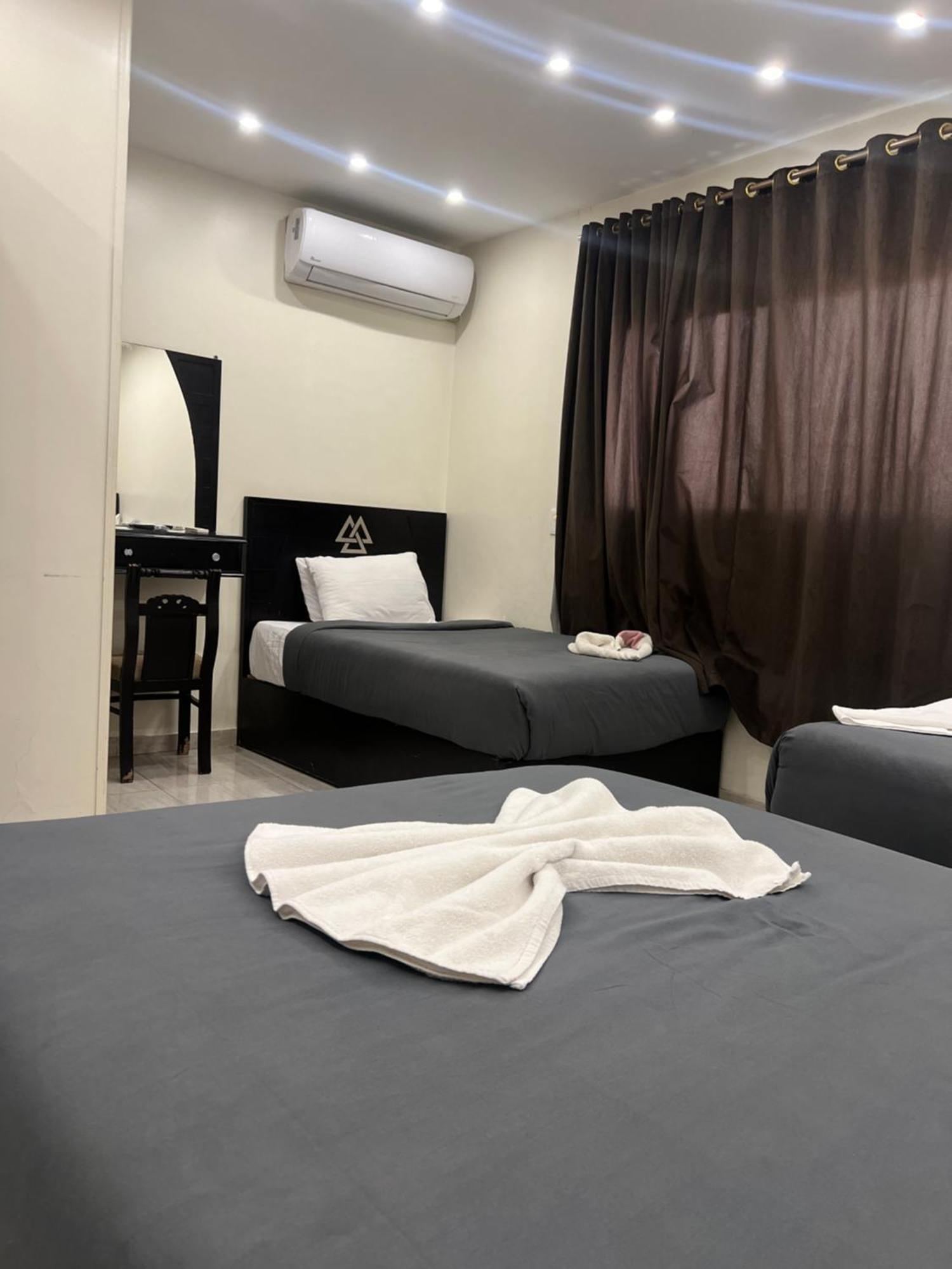 Hotel The Pyramids View 4*