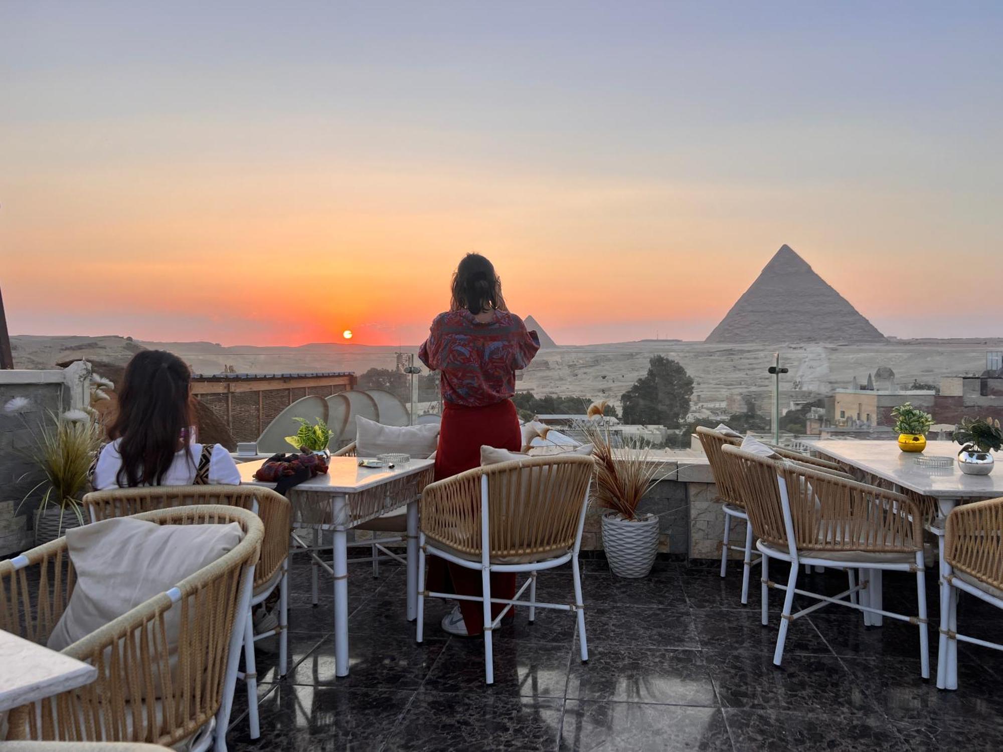 Hotel The Pyramids View 4*